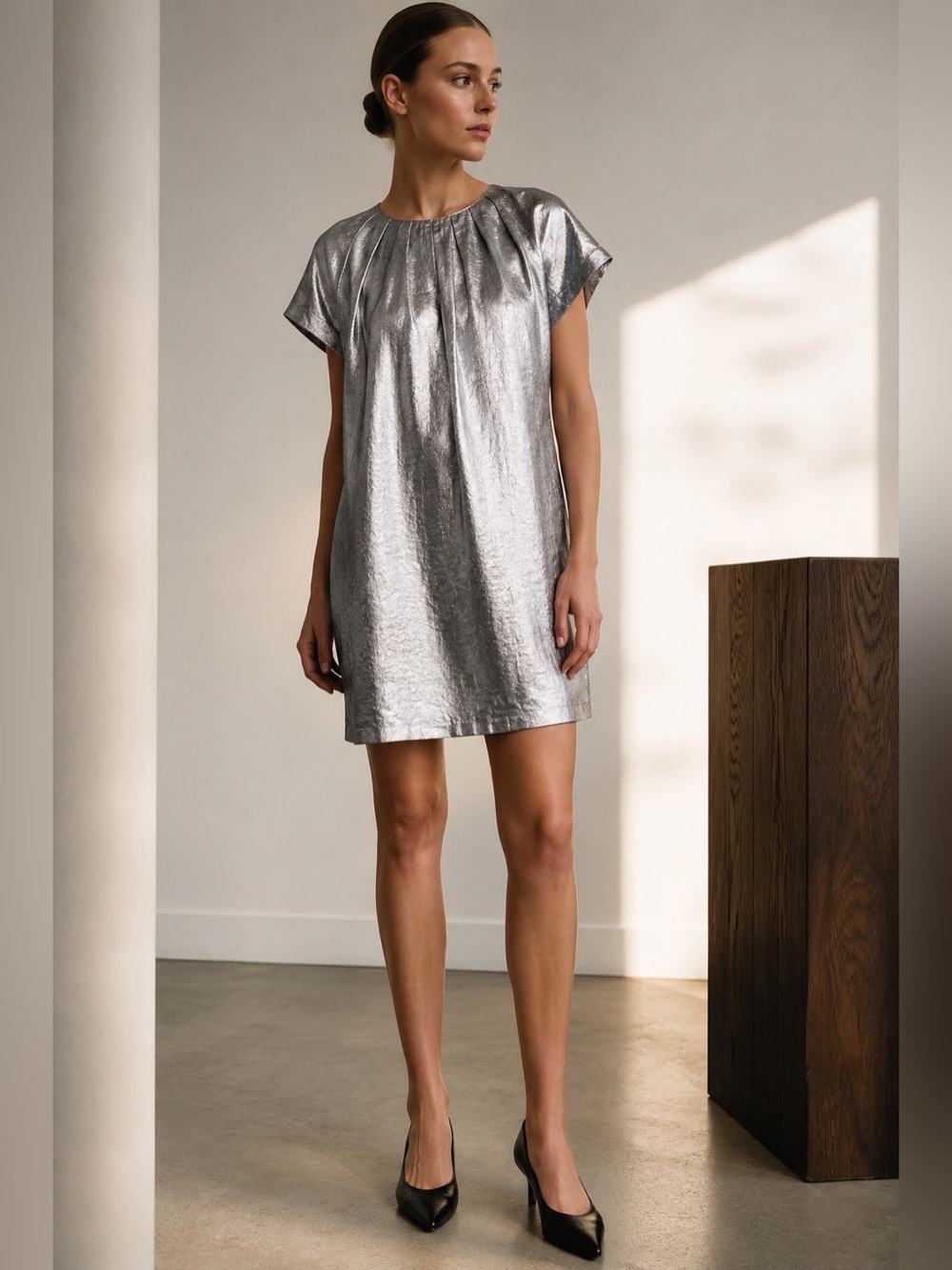 Minimum Silver Metallic Shift Dress Cap Sleeve EU36 US 4 6